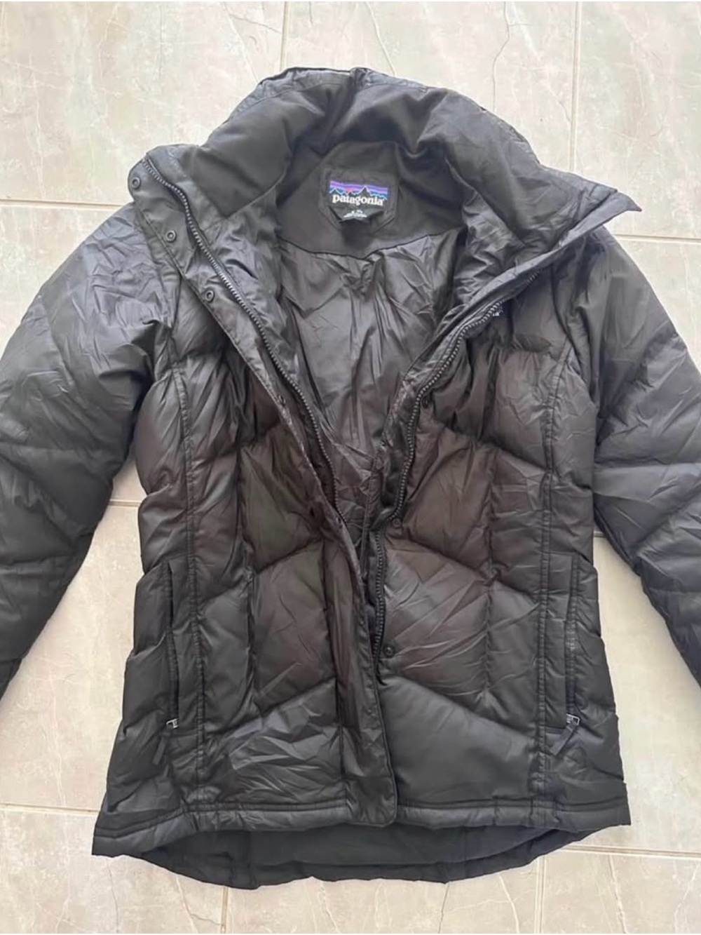 Patagonia Women’s Black Down Jacket - Small